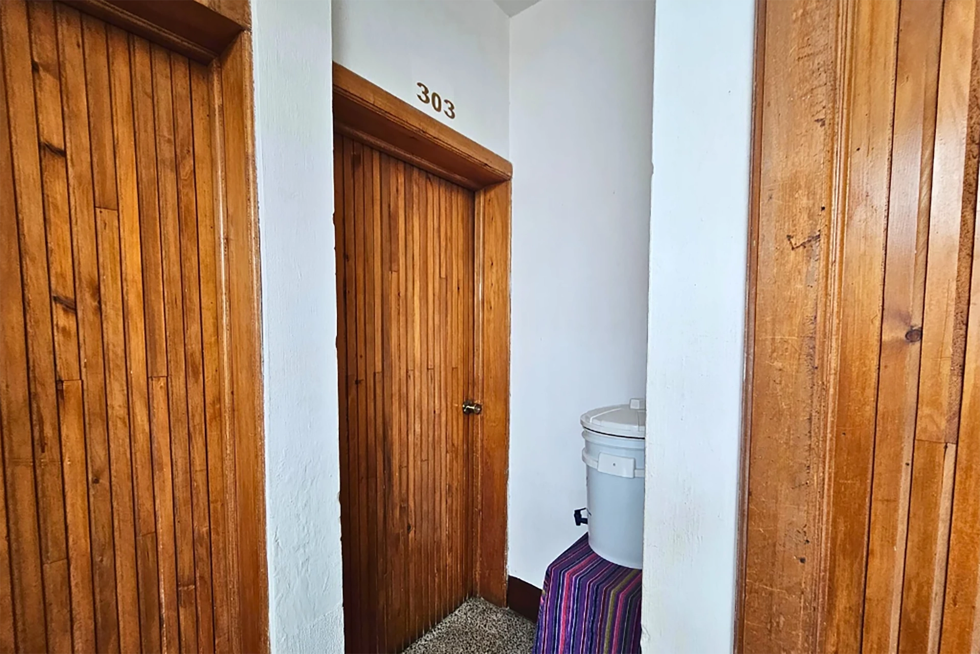 hotel-rooms-and-corridor-antigua-guatemala-7